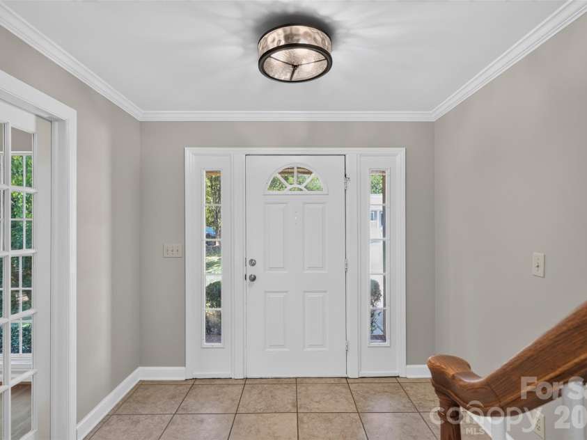 12427 Woodside Falls Road, Pineville, NC 28134.  MLS# CAR4435585, YatesRealty ID 57280. Front Entry