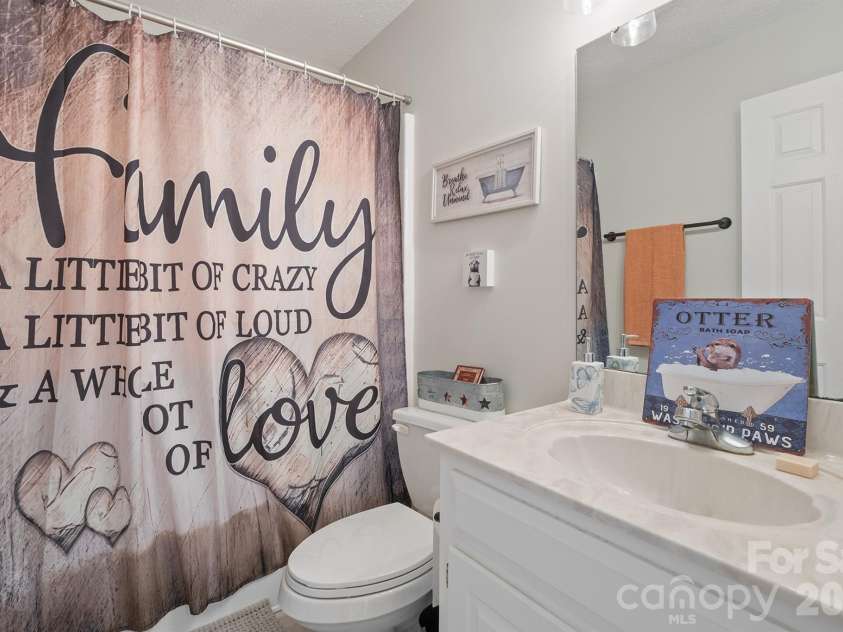 1459 Angela Court, Lincolnton, NC 28092.  MLS# CAR4434587, YatesRealty ID 57282. 
