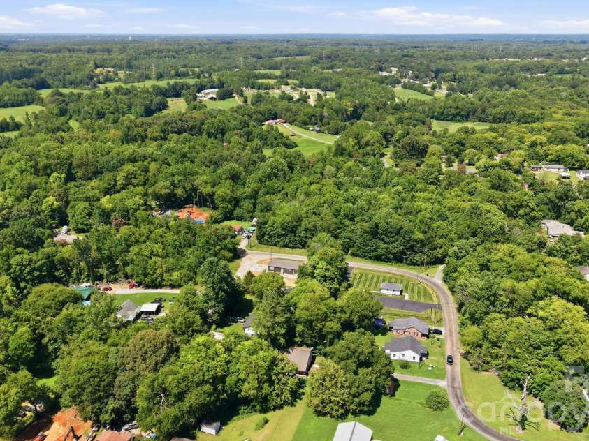 105 Elk Lane, Cooleemee, NC 27014.  MLS# CAR4435586, YatesRealty ID 57283. 