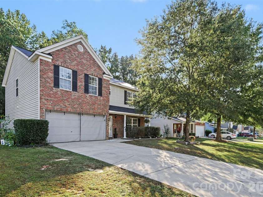 669 Lynville Lane, Rock Hill, SC 29730.  MLS# CAR4433683, YatesRealty ID 57284. 