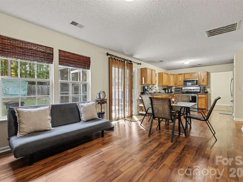 669 Lynville Lane, Rock Hill, SC 29730.  MLS# CAR4433683, YatesRealty ID 57284. 