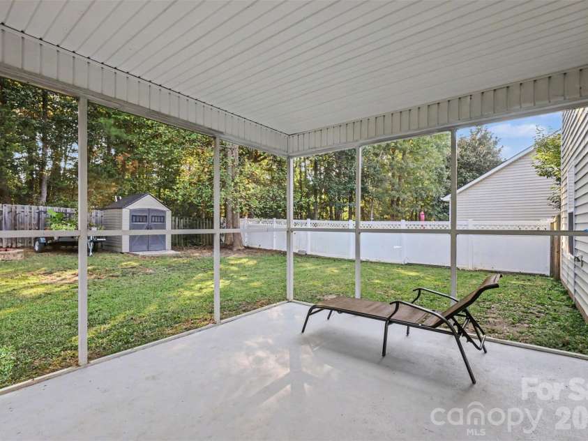 669 Lynville Lane, Rock Hill, SC 29730.  MLS# CAR4433683, YatesRealty ID 57284. 