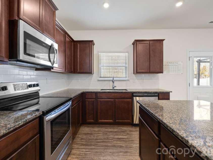 172 Park View Drive, Stanfield, NC 28163.  MLS# CAR4347281, YatesRealty ID 5729. 