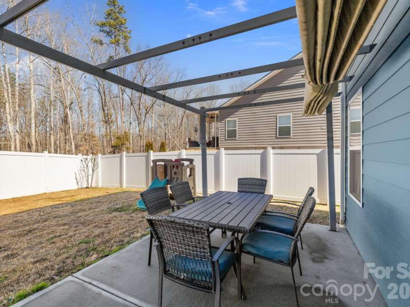 172 Park View Drive, Stanfield, NC 28163.  MLS# CAR4347281, YatesRealty ID 5729. 