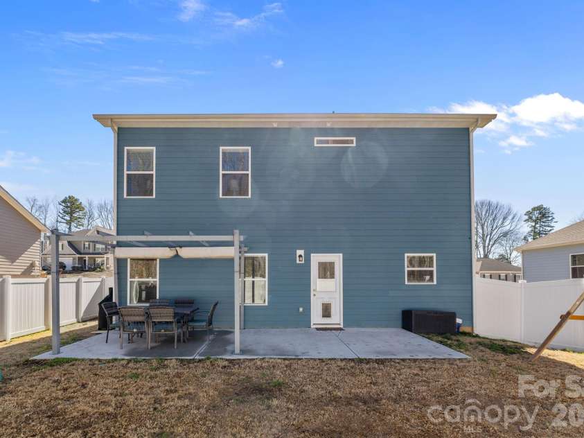172 Park View Drive, Stanfield, NC 28163.  MLS# CAR4347281, YatesRealty ID 5729. 