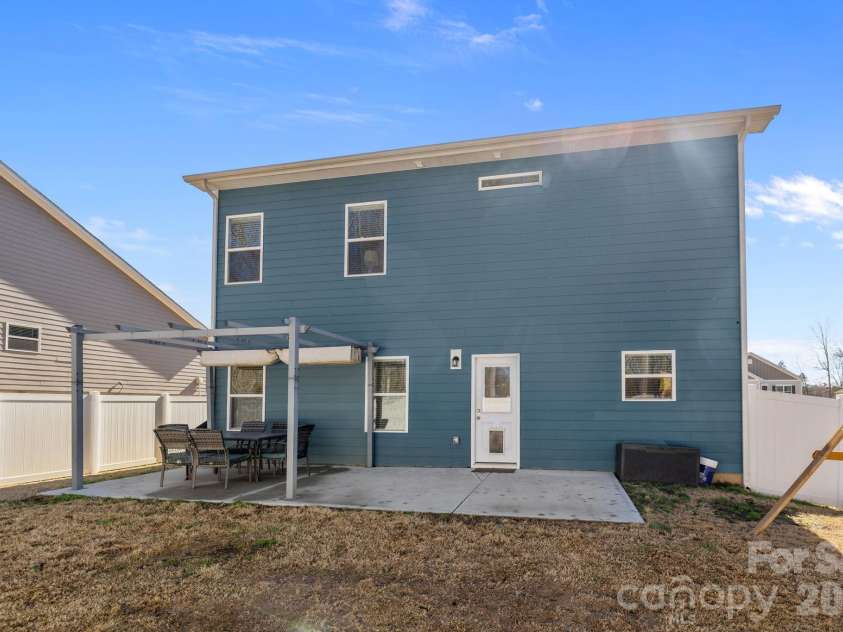 172 Park View Drive, Stanfield, NC 28163.  MLS# CAR4347281, YatesRealty ID 5729. 