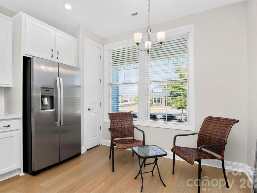 4404 Moxie Way, Charlotte, NC 28215.  MLS# CAR4435319, YatesRealty ID 57290. 