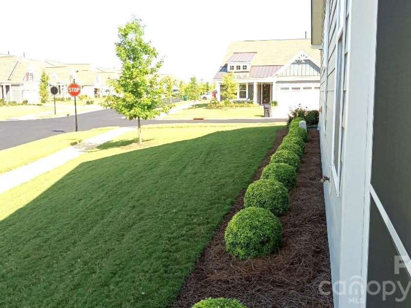 4404 Moxie Way, Charlotte, NC 28215.  MLS# CAR4435319, YatesRealty ID 57290. 
