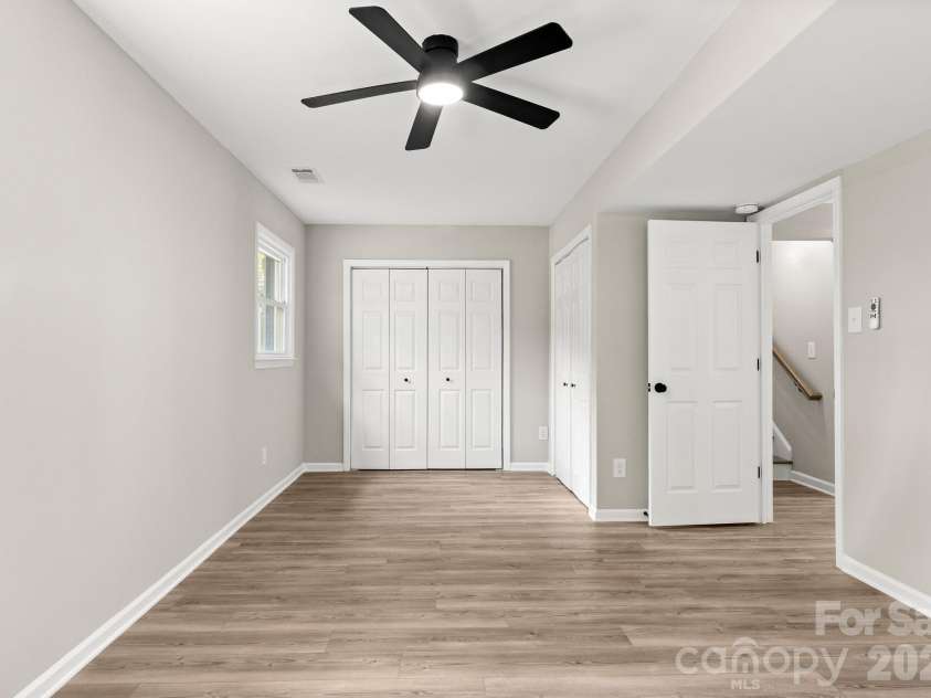 309 Catawba Circle, Matthews, NC 28104.  MLS# CAR4426793, YatesRealty ID 57294. 