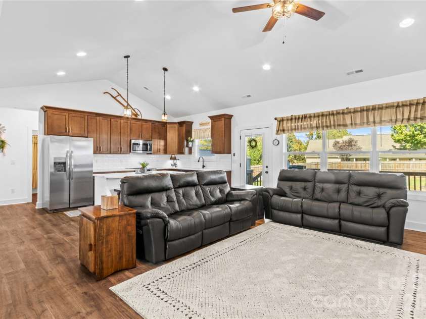 124 Tranquility Lane, Harmony, NC 28634.  MLS# CAR4434998, YatesRealty ID 57297. 