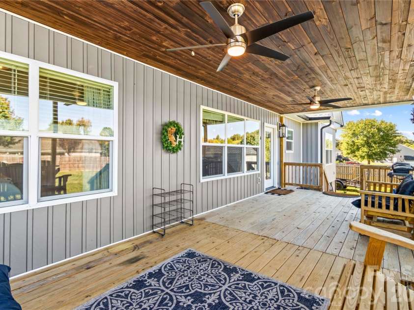 124 Tranquility Lane, Harmony, NC 28634.  MLS# CAR4434998, YatesRealty ID 57297. 
