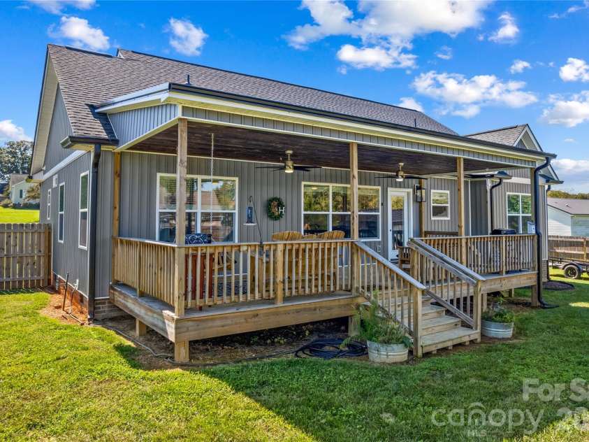 124 Tranquility Lane, Harmony, NC 28634.  MLS# CAR4434998, YatesRealty ID 57297. 
