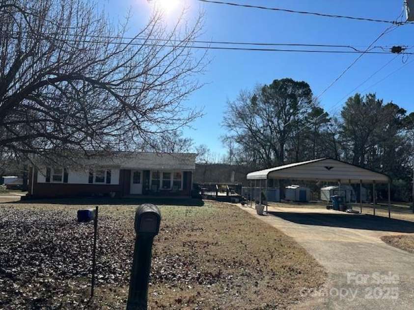 109 Delmar Road, Shelby, NC 28152.  MLS# CAR4328933, YatesRealty ID 573. 