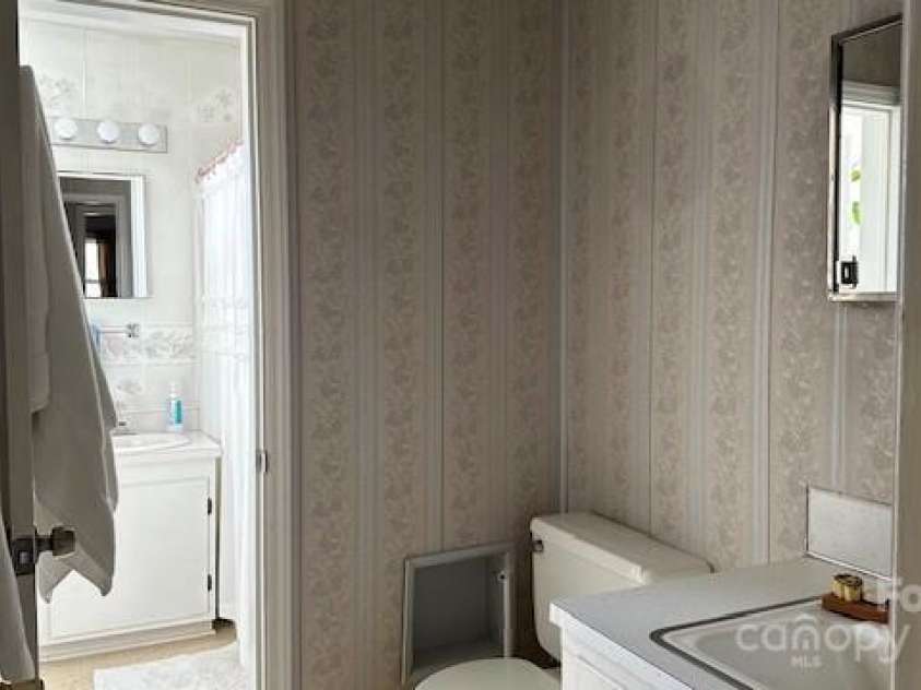 109 Delmar Road, Shelby, NC 28152.  MLS# CAR4328933, YatesRealty ID 573. 