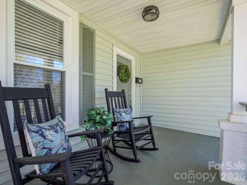 212 Lee Street, Rock Hill, SC 29730.  MLS# CAR4356930, YatesRealty ID 5730. 