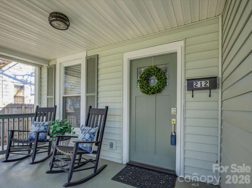 212 Lee Street, Rock Hill, SC 29730.  MLS# CAR4356930, YatesRealty ID 5730. 