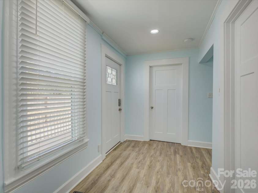 212 Lee Street, Rock Hill, SC 29730.  MLS# CAR4356930, YatesRealty ID 5730. 