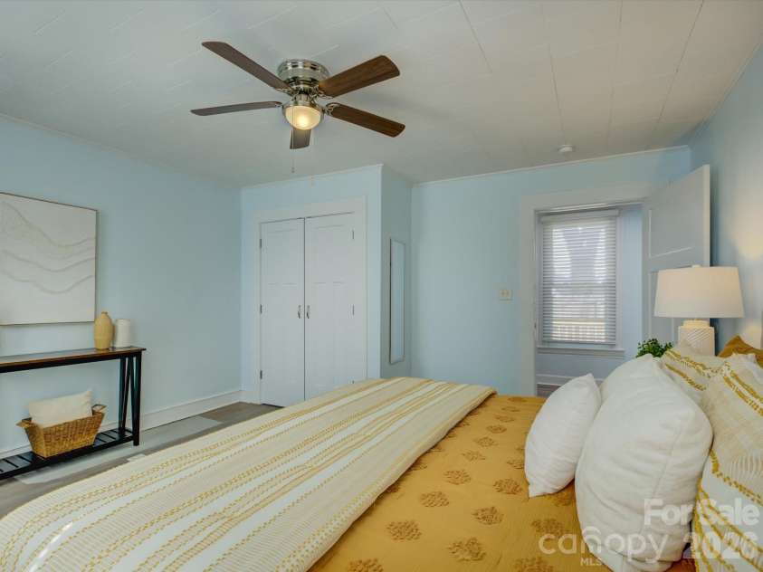212 Lee Street, Rock Hill, SC 29730.  MLS# CAR4356930, YatesRealty ID 5730. 