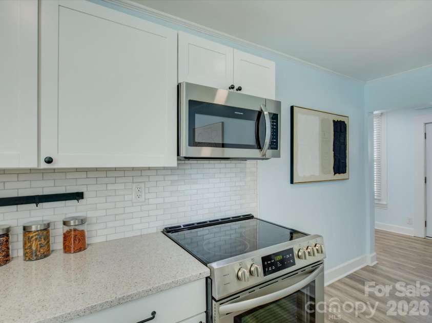 212 Lee Street, Rock Hill, SC 29730.  MLS# CAR4356930, YatesRealty ID 5730. 