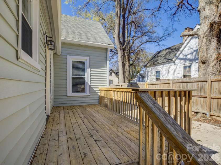 212 Lee Street, Rock Hill, SC 29730.  MLS# CAR4356930, YatesRealty ID 5730. 