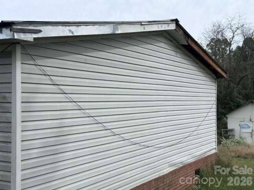 198 Bryant Road, Morganton, NC 28655.  MLS# CAR4435523, YatesRealty ID 57303. 