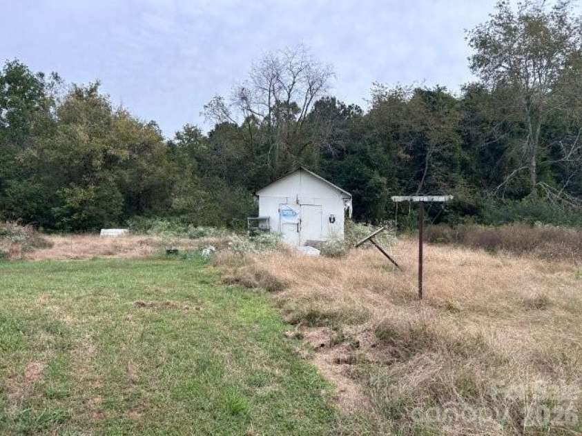 198 Bryant Road, Morganton, NC 28655.  MLS# CAR4435523, YatesRealty ID 57303. 