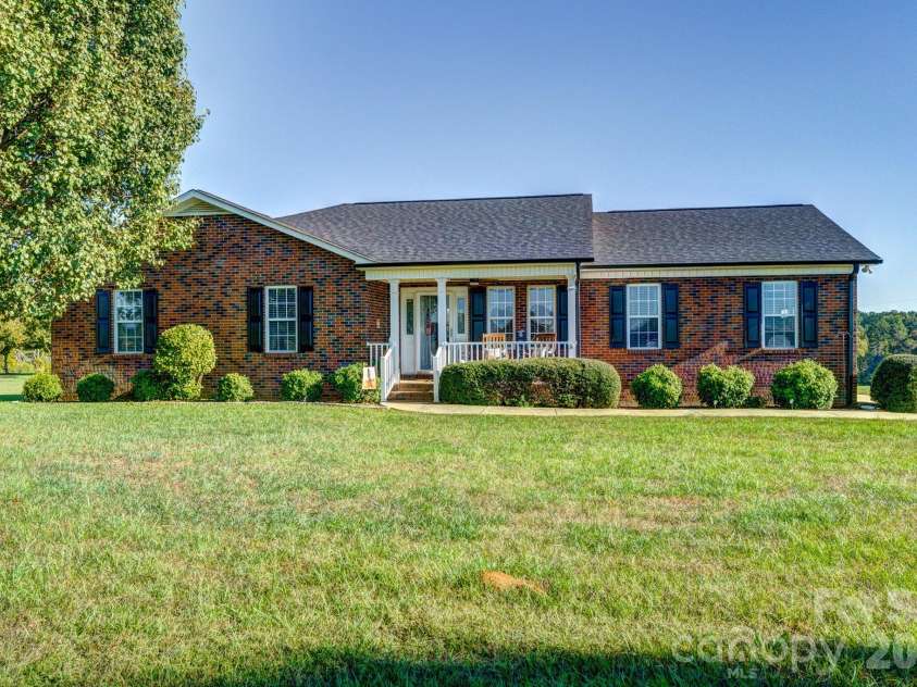 3610 Plantation Drive, Vale, NC 28168.  MLS# CAR4435292, YatesRealty ID 57304. 