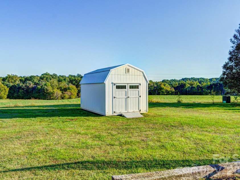 3610 Plantation Drive, Vale, NC 28168.  MLS# CAR4435292, YatesRealty ID 57304. 