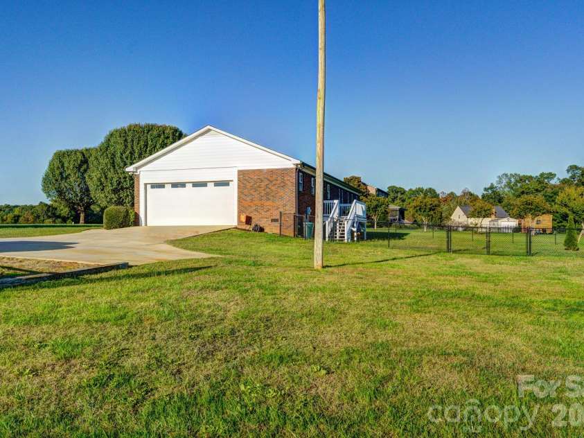 3610 Plantation Drive, Vale, NC 28168.  MLS# CAR4435292, YatesRealty ID 57304. 