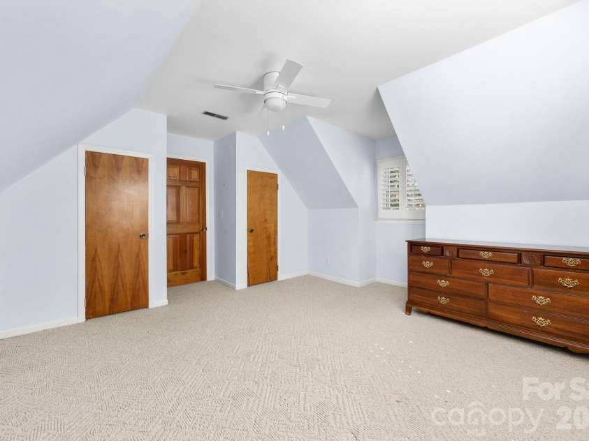 5020 Mandy Lane, Mount Holly, NC 28120.  MLS# CAR4433811, YatesRealty ID 57306. 