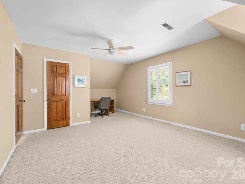 5020 Mandy Lane, Mount Holly, NC 28120.  MLS# CAR4433811, YatesRealty ID 57306. 