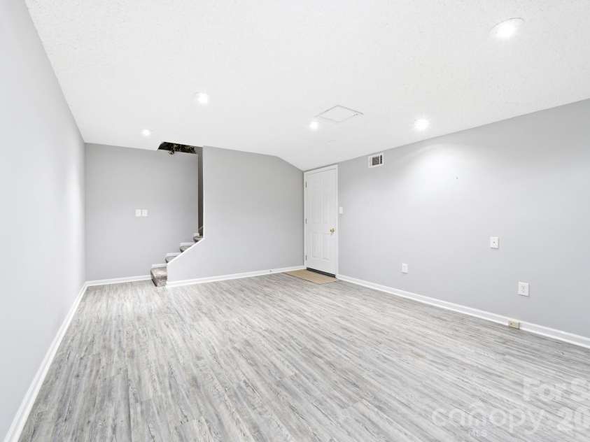 5020 Mandy Lane, Mount Holly, NC 28120.  MLS# CAR4433811, YatesRealty ID 57306. 