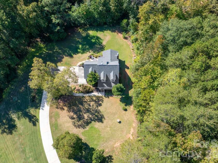 5020 Mandy Lane, Mount Holly, NC 28120.  MLS# CAR4433811, YatesRealty ID 57306. 