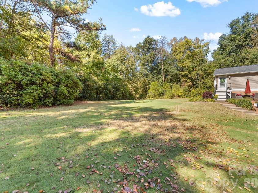 5020 Mandy Lane, Mount Holly, NC 28120.  MLS# CAR4433811, YatesRealty ID 57306. 