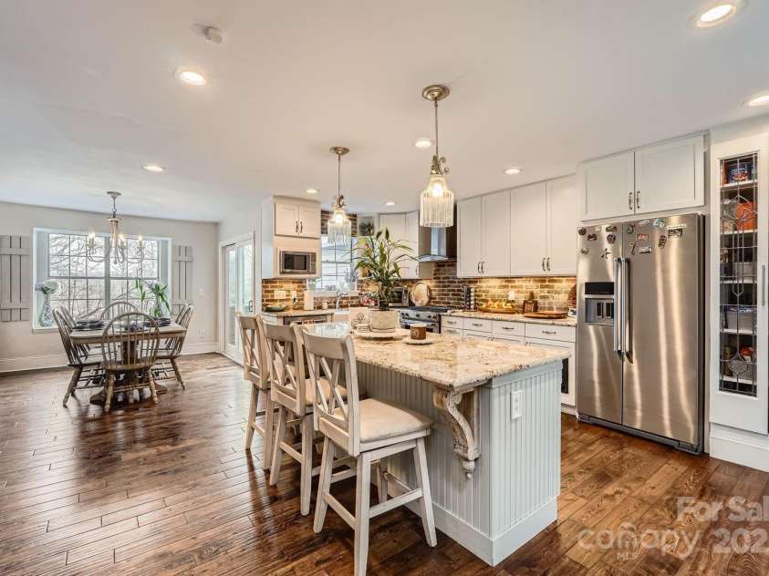 8904 Saint Pierre Lane, Charlotte, NC 28277.  MLS# CAR4233705, YatesRealty ID 5731. 