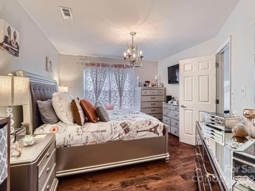 8904 Saint Pierre Lane, Charlotte, NC 28277.  MLS# CAR4233705, YatesRealty ID 5731. 