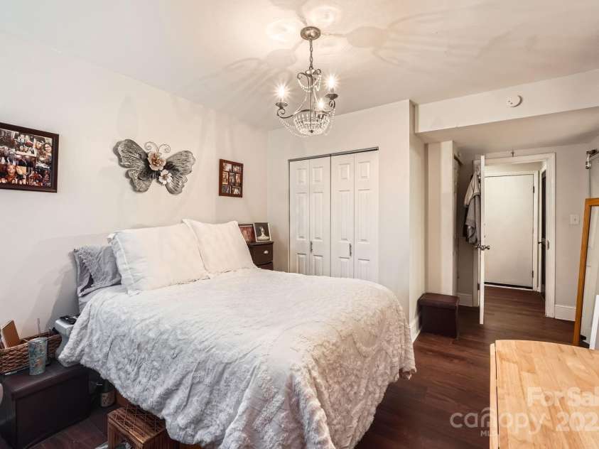 8904 Saint Pierre Lane, Charlotte, NC 28277.  MLS# CAR4233705, YatesRealty ID 5731. 