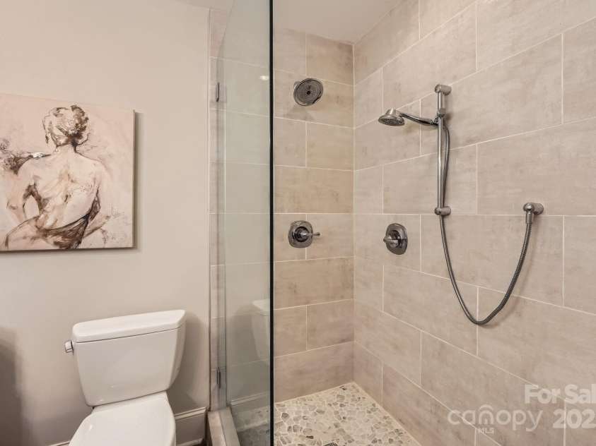 8904 Saint Pierre Lane, Charlotte, NC 28277.  MLS# CAR4233705, YatesRealty ID 5731. 