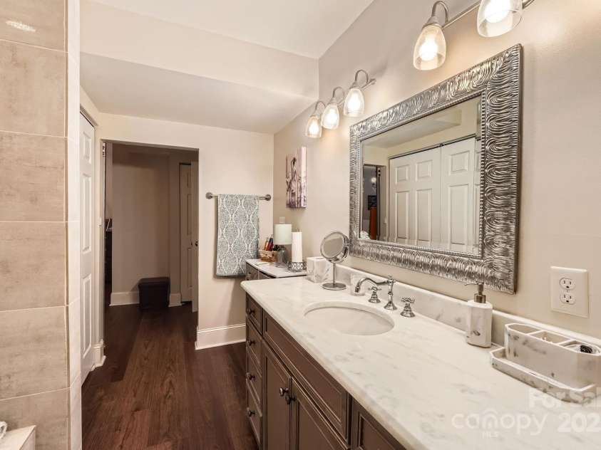 8904 Saint Pierre Lane, Charlotte, NC 28277.  MLS# CAR4233705, YatesRealty ID 5731. 