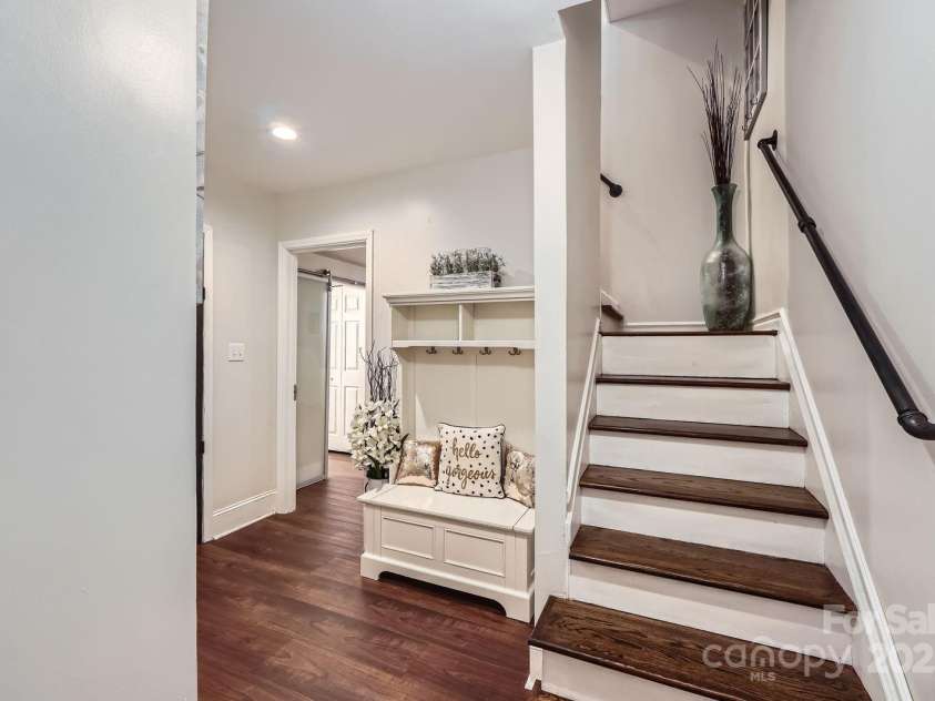 8904 Saint Pierre Lane, Charlotte, NC 28277.  MLS# CAR4233705, YatesRealty ID 5731. 