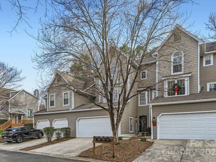 8904 Saint Pierre Lane, Charlotte, NC 28277.  MLS# CAR4233705, YatesRealty ID 5731. Front of townhome