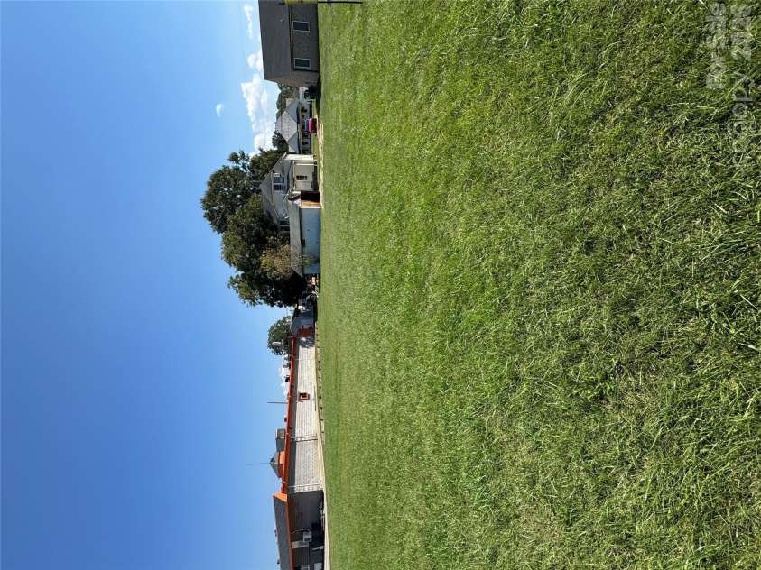 104 Main Avenue, Maiden, NC 28650.  MLS# CAR4435664, YatesRealty ID 57310. 