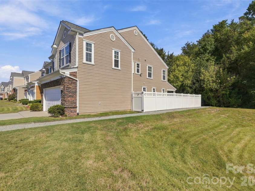 230 River Clay Road, Fort Mill, SC 29708.  MLS# CAR4433907, YatesRealty ID 57312. 