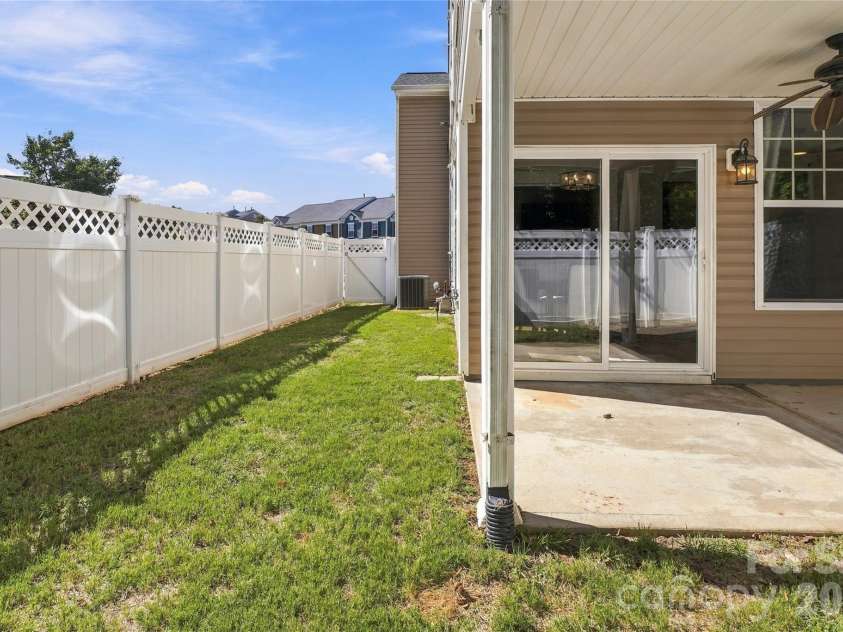 230 River Clay Road, Fort Mill, SC 29708.  MLS# CAR4433907, YatesRealty ID 57312. 