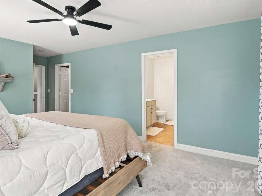230 River Clay Road, Fort Mill, SC 29708.  MLS# CAR4433907, YatesRealty ID 57312. 