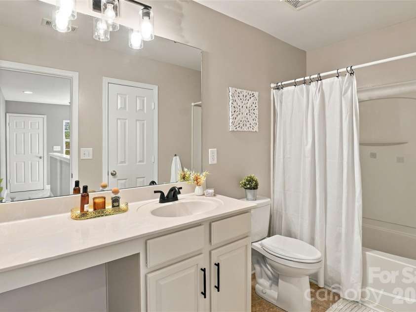230 River Clay Road, Fort Mill, SC 29708.  MLS# CAR4433907, YatesRealty ID 57312. 