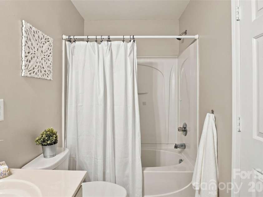 230 River Clay Road, Fort Mill, SC 29708.  MLS# CAR4433907, YatesRealty ID 57312. 