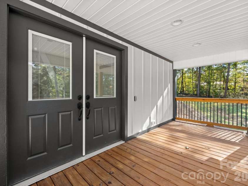 280 Haven Ridge Lane, Marion, NC 28752.  MLS# CAR4435656, YatesRealty ID 57313. 