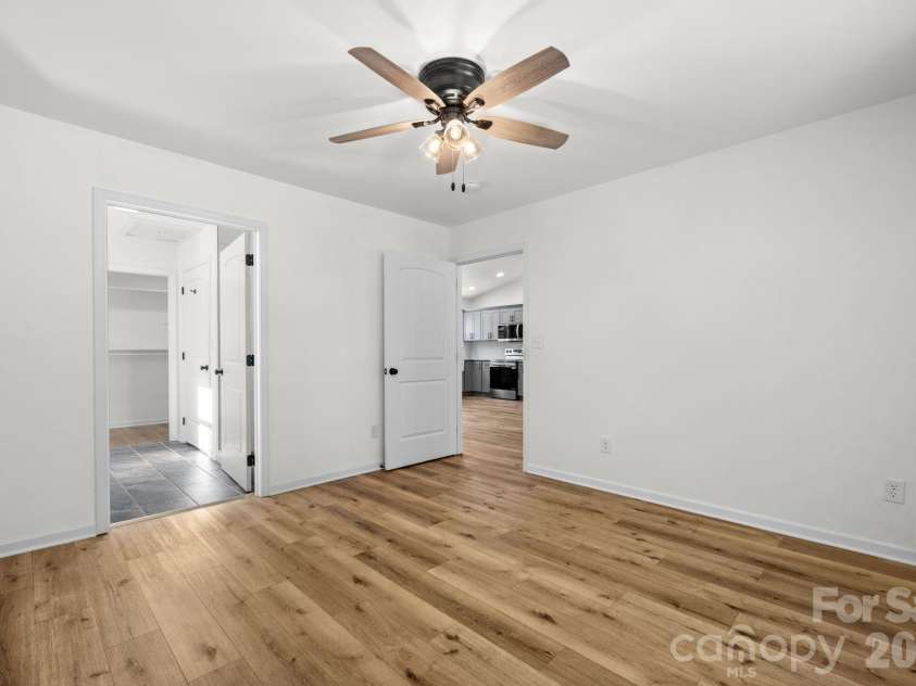 280 Haven Ridge Lane, Marion, NC 28752.  MLS# CAR4435656, YatesRealty ID 57313. 