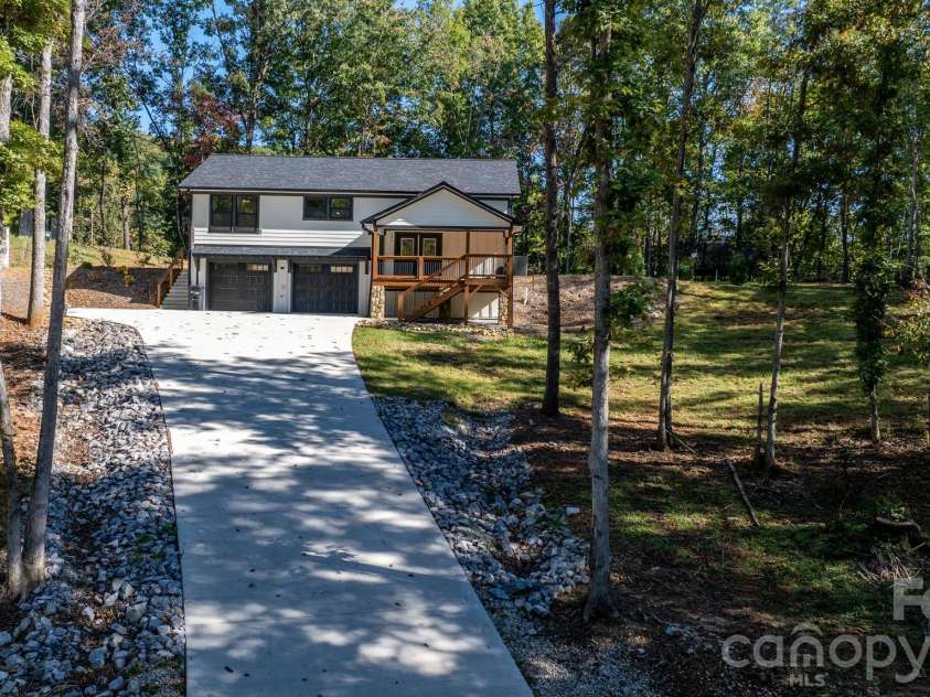 280 Haven Ridge Lane, Marion, NC 28752.  MLS# CAR4435656, YatesRealty ID 57313. 
